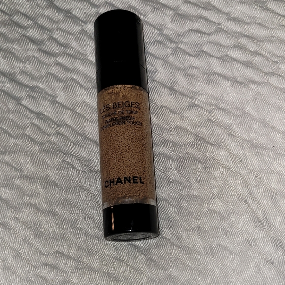 CHANEL Les Beiges Complexion Touch in Tan - Picture 1 of 3